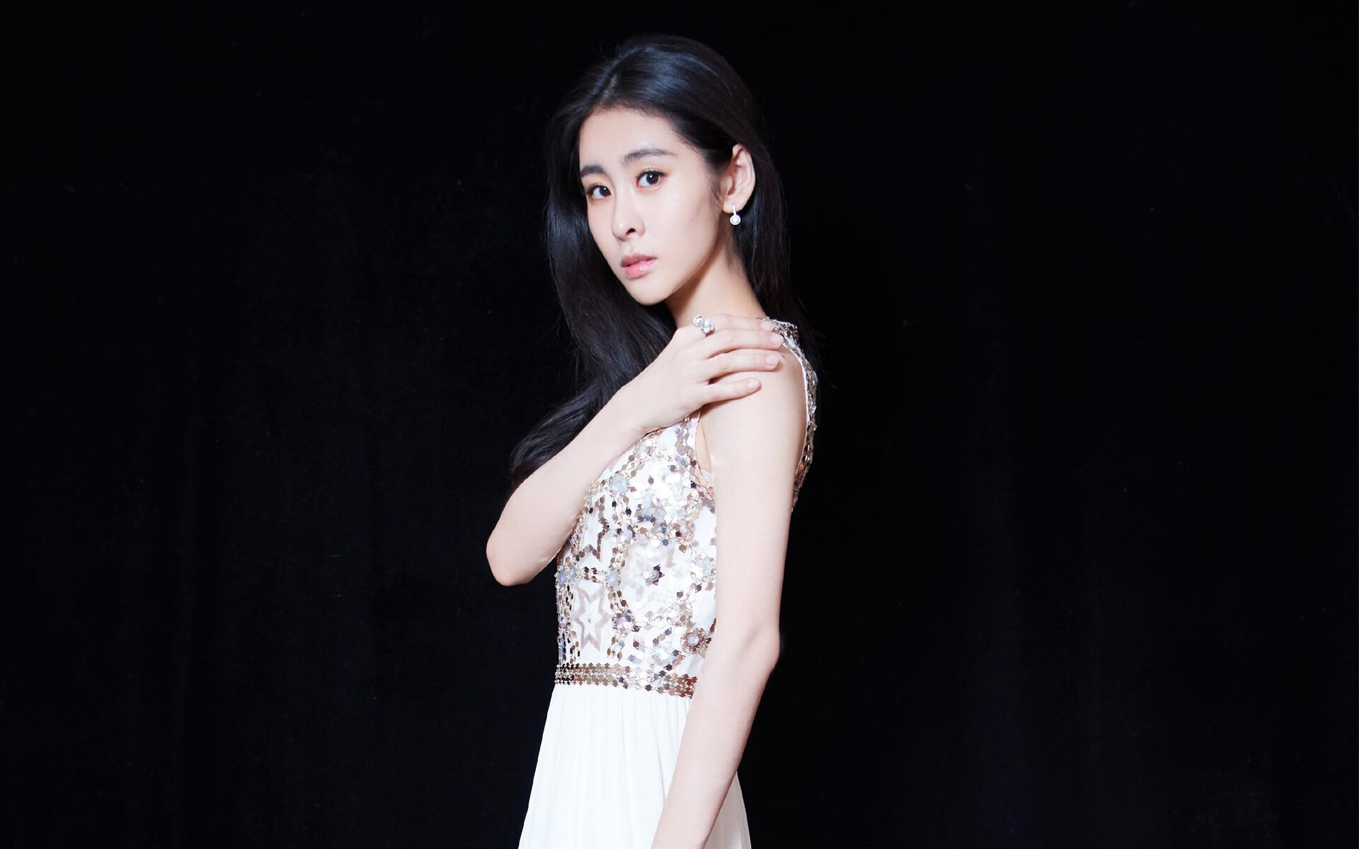 开云官方-“德甲豪强迎来决定性比赛，胜负关系冠军归属”，德甲巨星